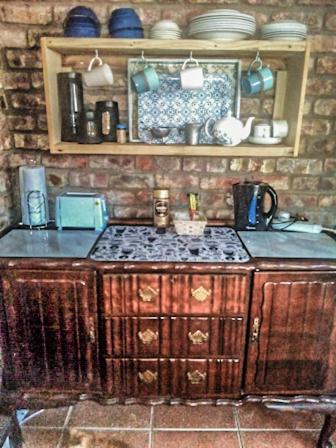 Boknesstrand self - catering accommodation garden cottage-studio apartment minutes from the beach, shops and all Sunshine Coast Eastern Cape tourist destin view 5