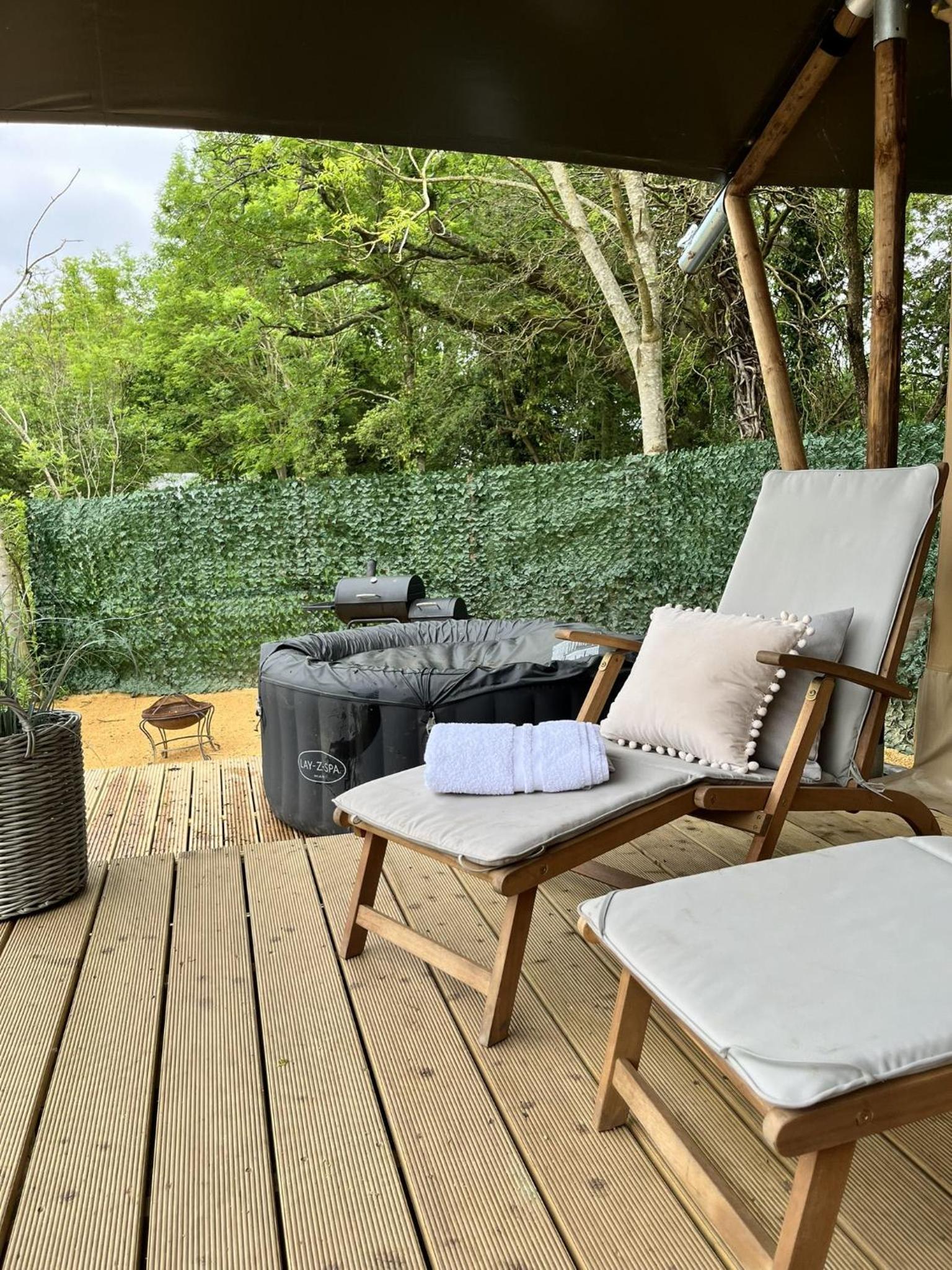 Hotel Kingfisher Safari Tent