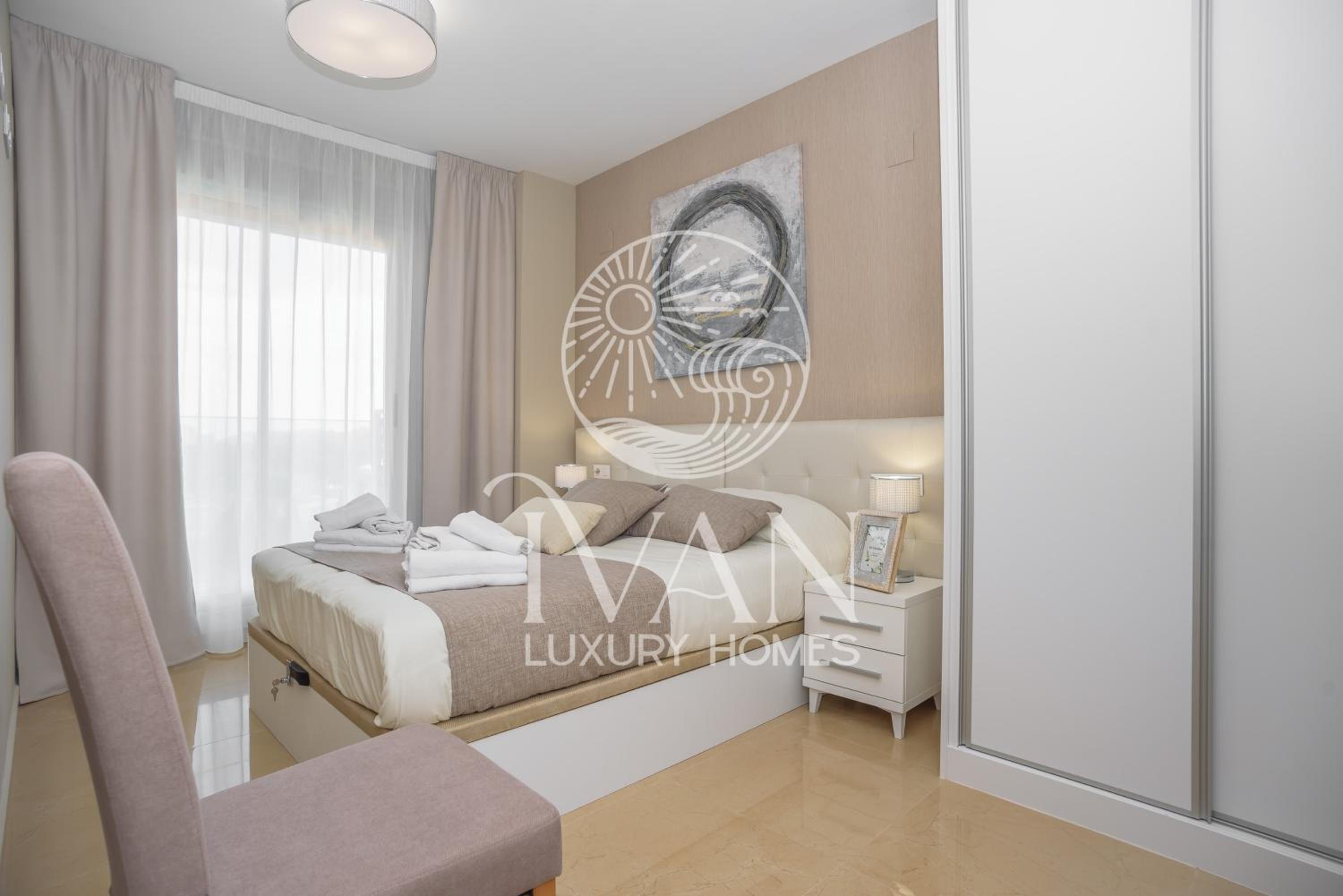 Casa Serena Ivan Luxury Homes 4ªPlta Sur 1ªLínea photo 1