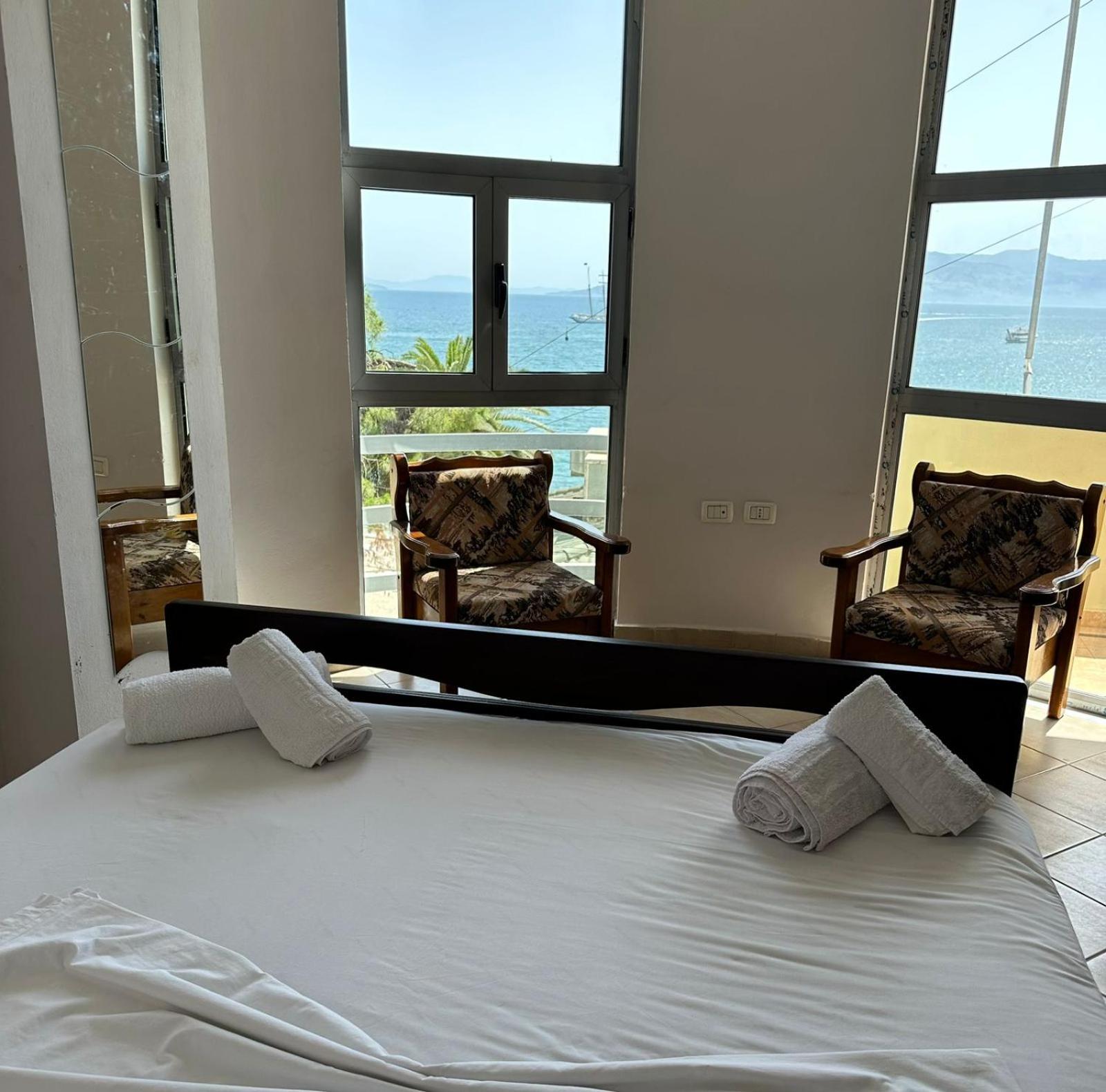 Beach Front Apartment free rooftop pool access