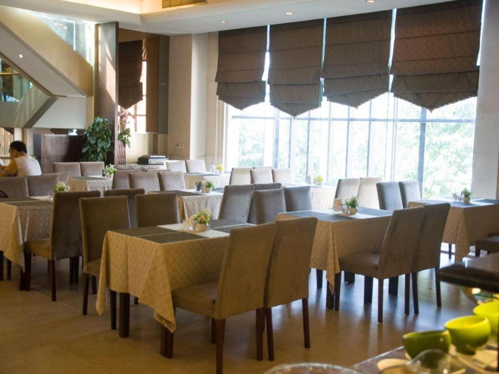 Qingdao Royal Garden Hotel