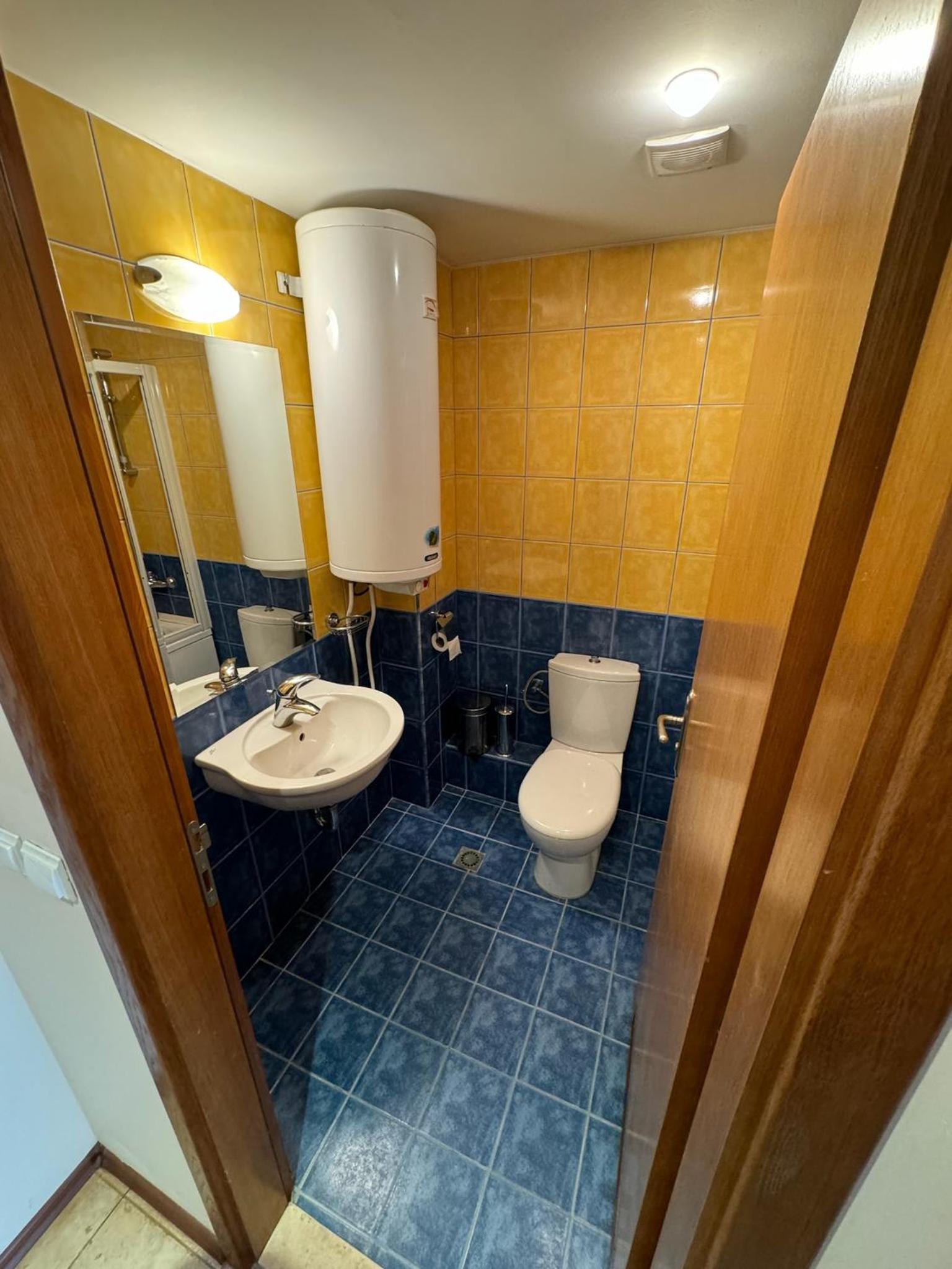 Spacious Beachfront Apartment - Kaya