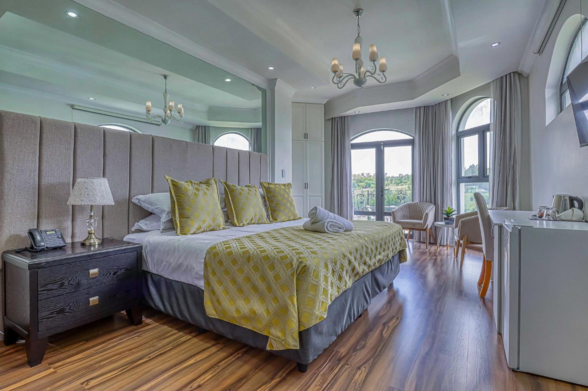 Villa Tasha Luxury Suites, Lanseria