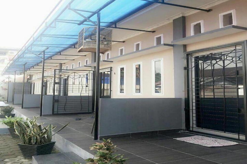 OYO 2036 Afifah Homestay Syariah view 4