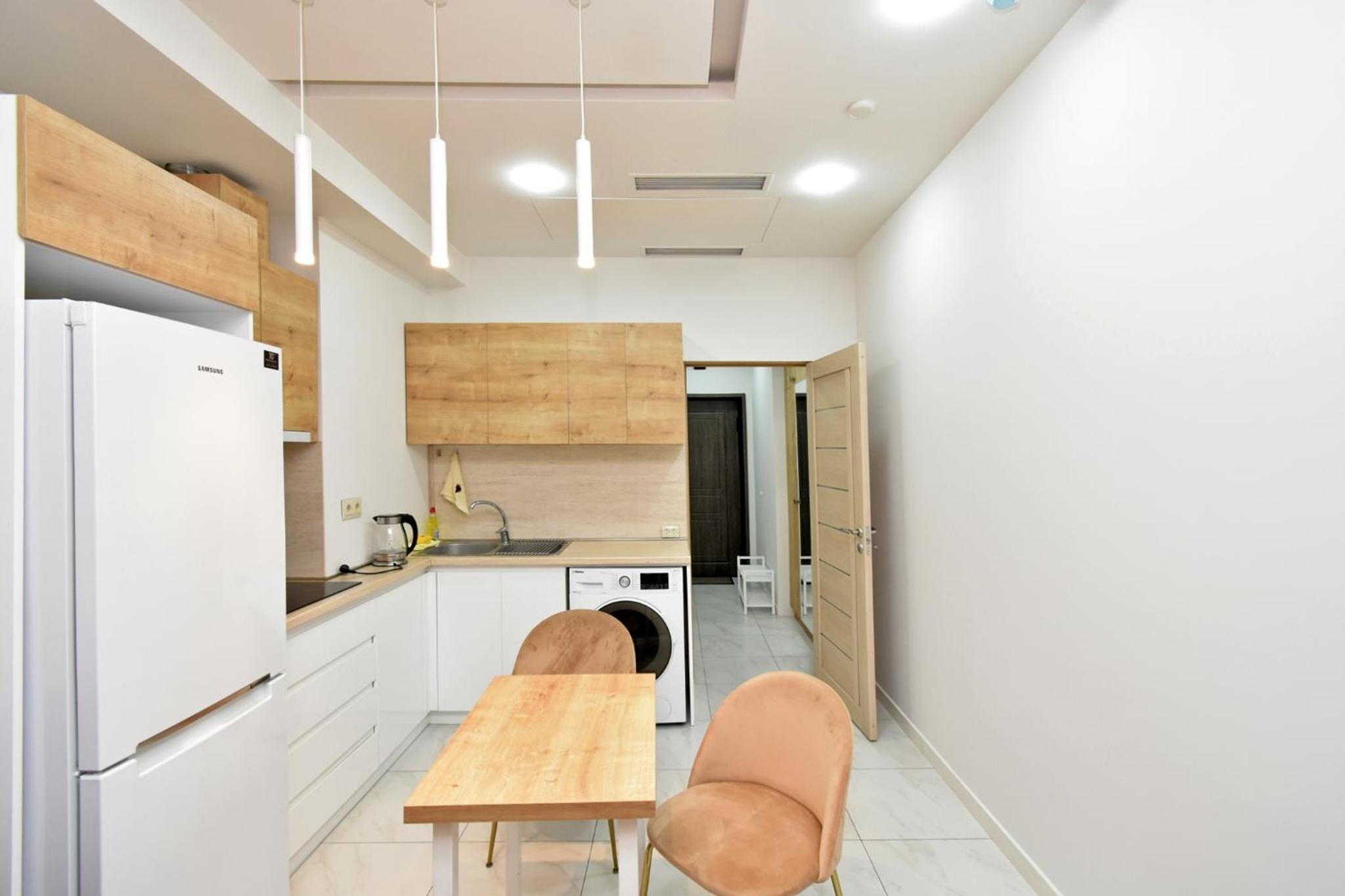 Koghbatsi street, 1 room Euro Renovated apartment nearby Republic square KO1622