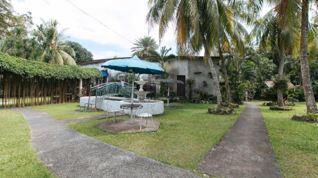 RedDoorz @ Tierra De Oro Resort view 2