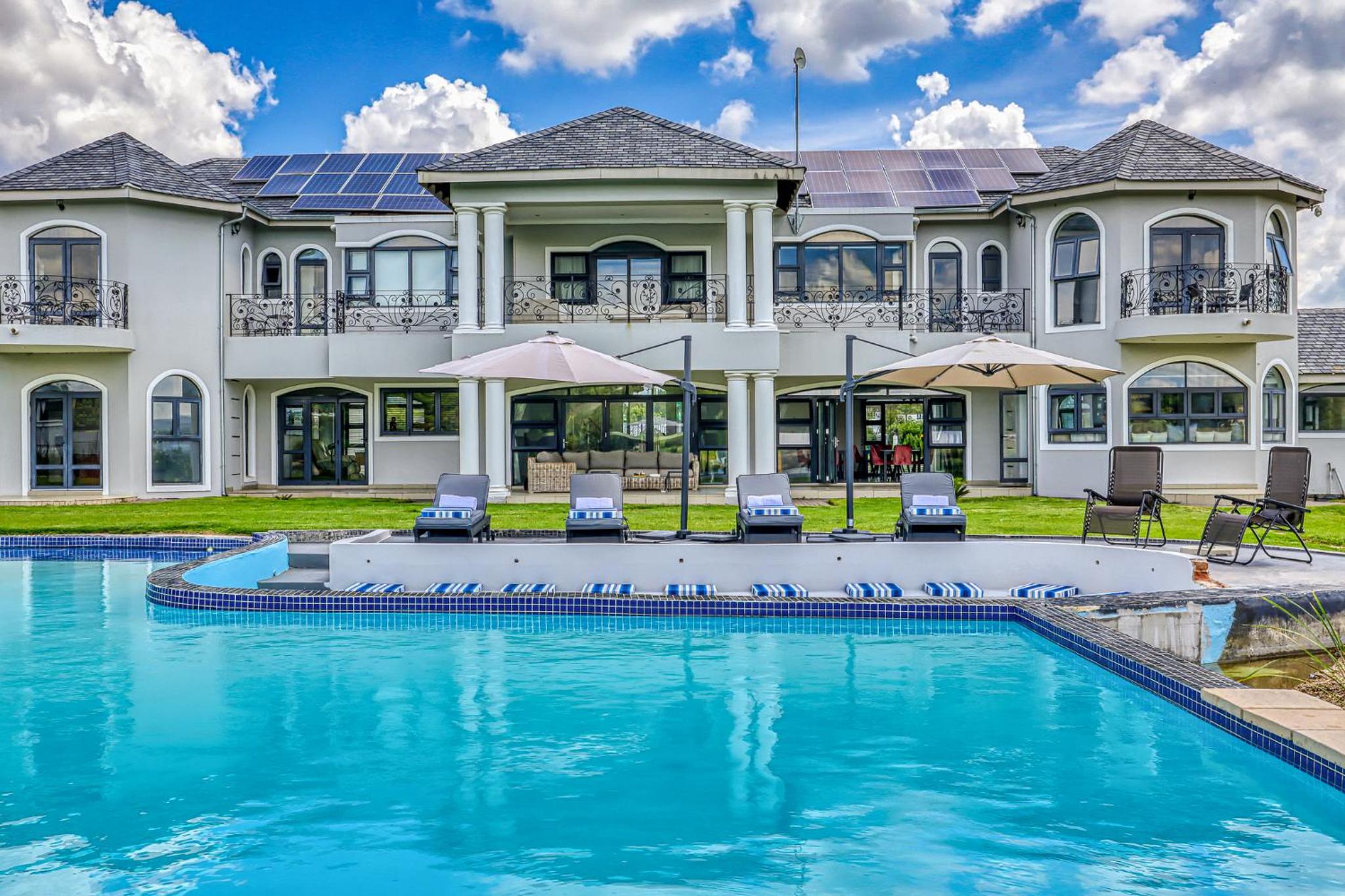 Villa Tasha Luxury Suites, Lanseria