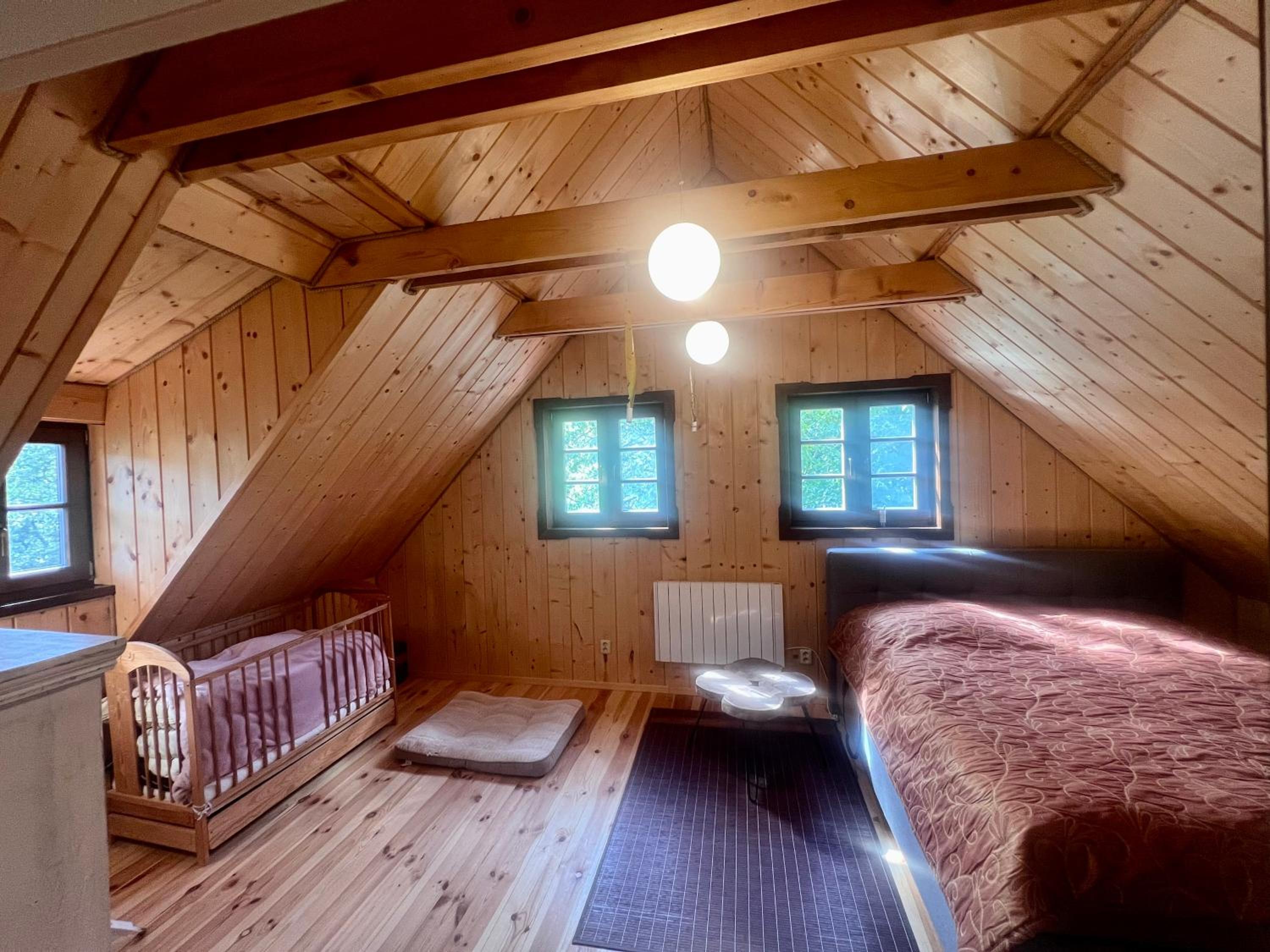 Woodlovers cottage view 3