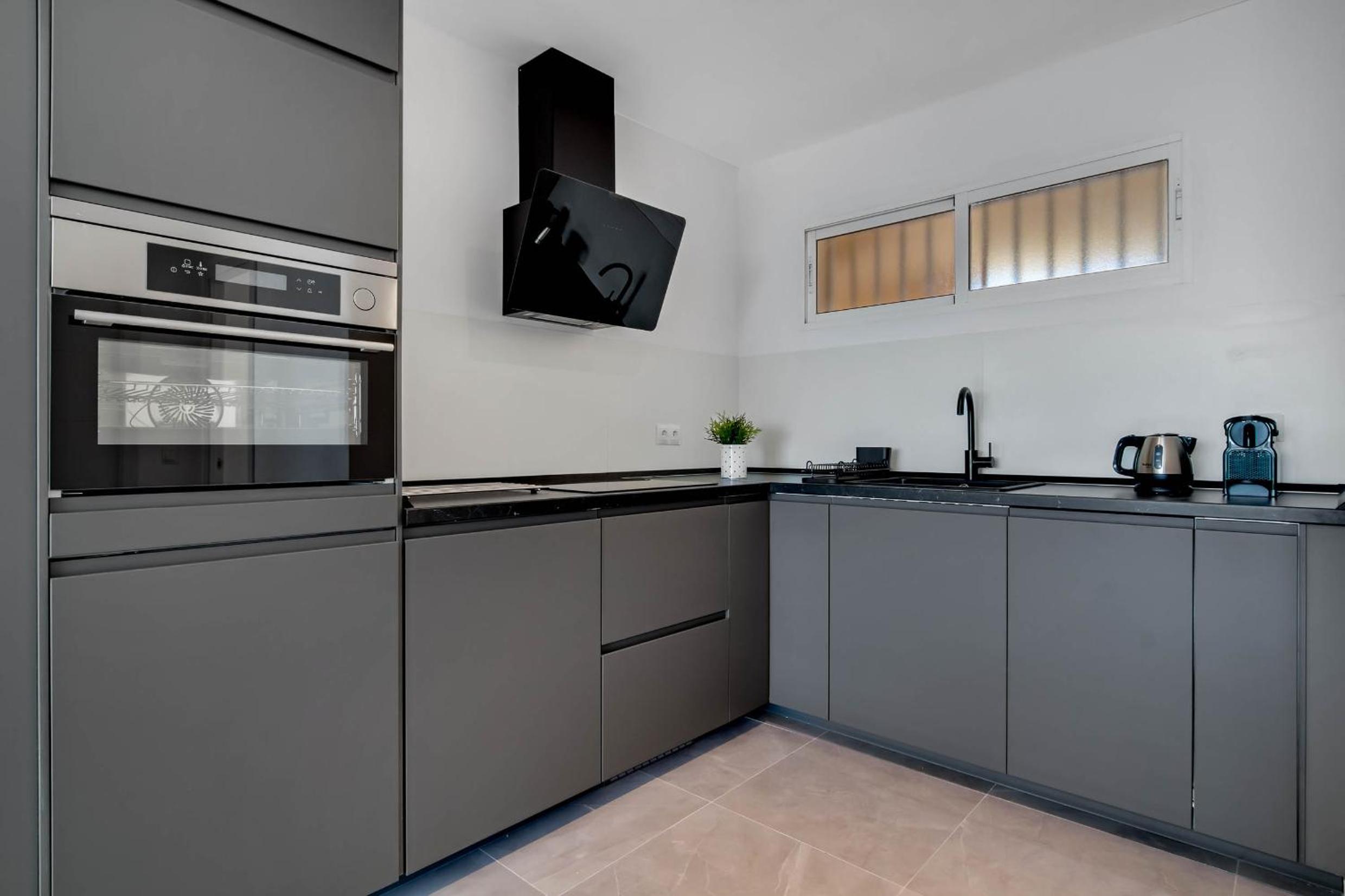 Micarlo 701 By IVI Real Estate view 5