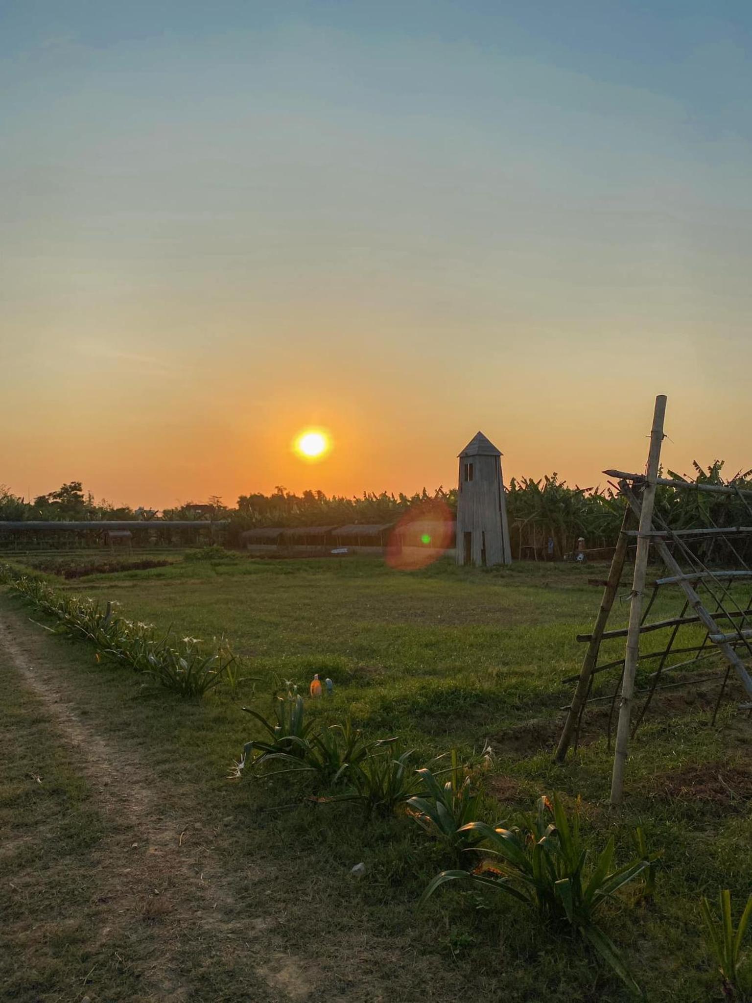 Thanh Chiêm Village