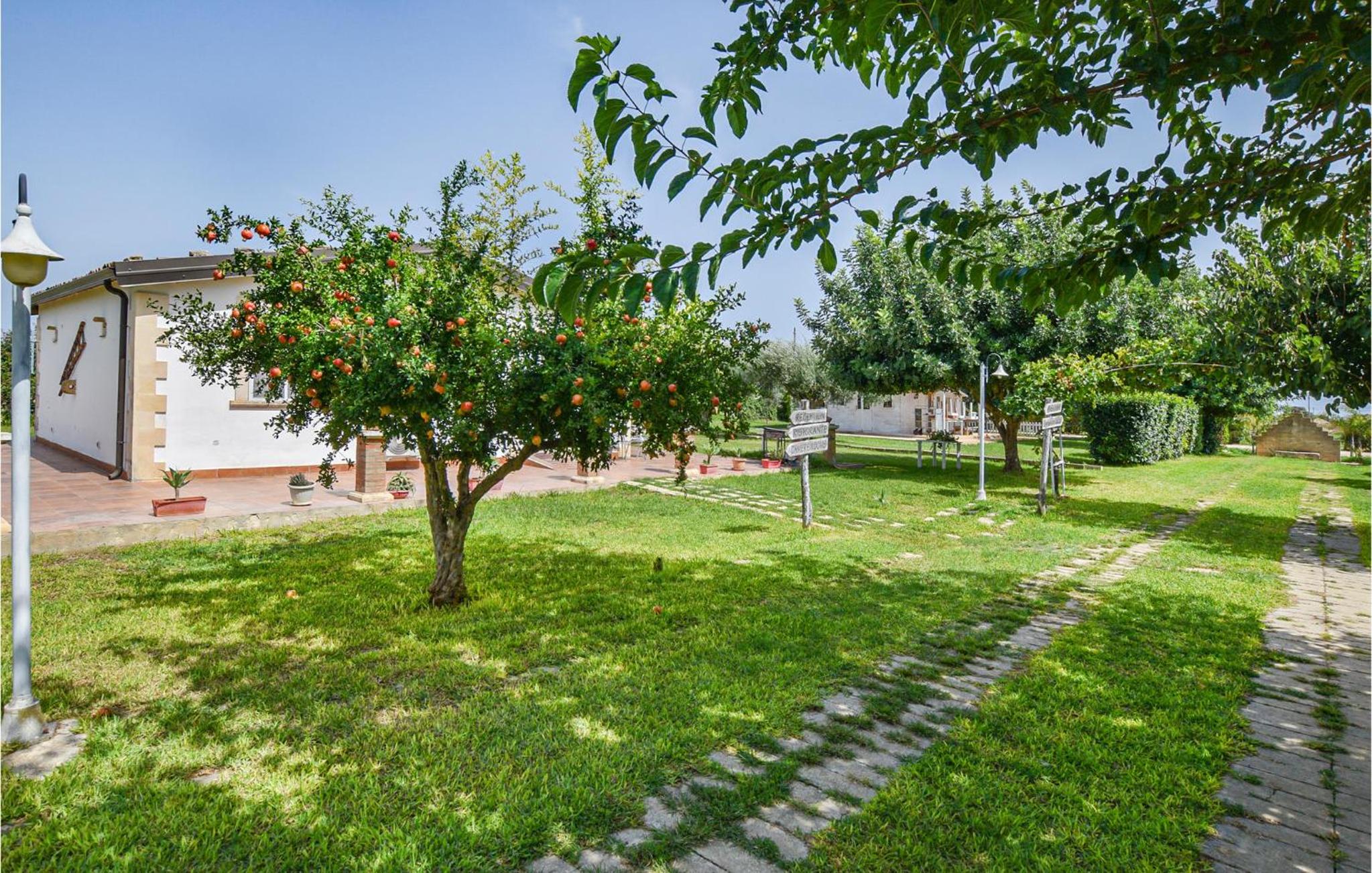 Nice Home In Siracusa With Wifi view 3