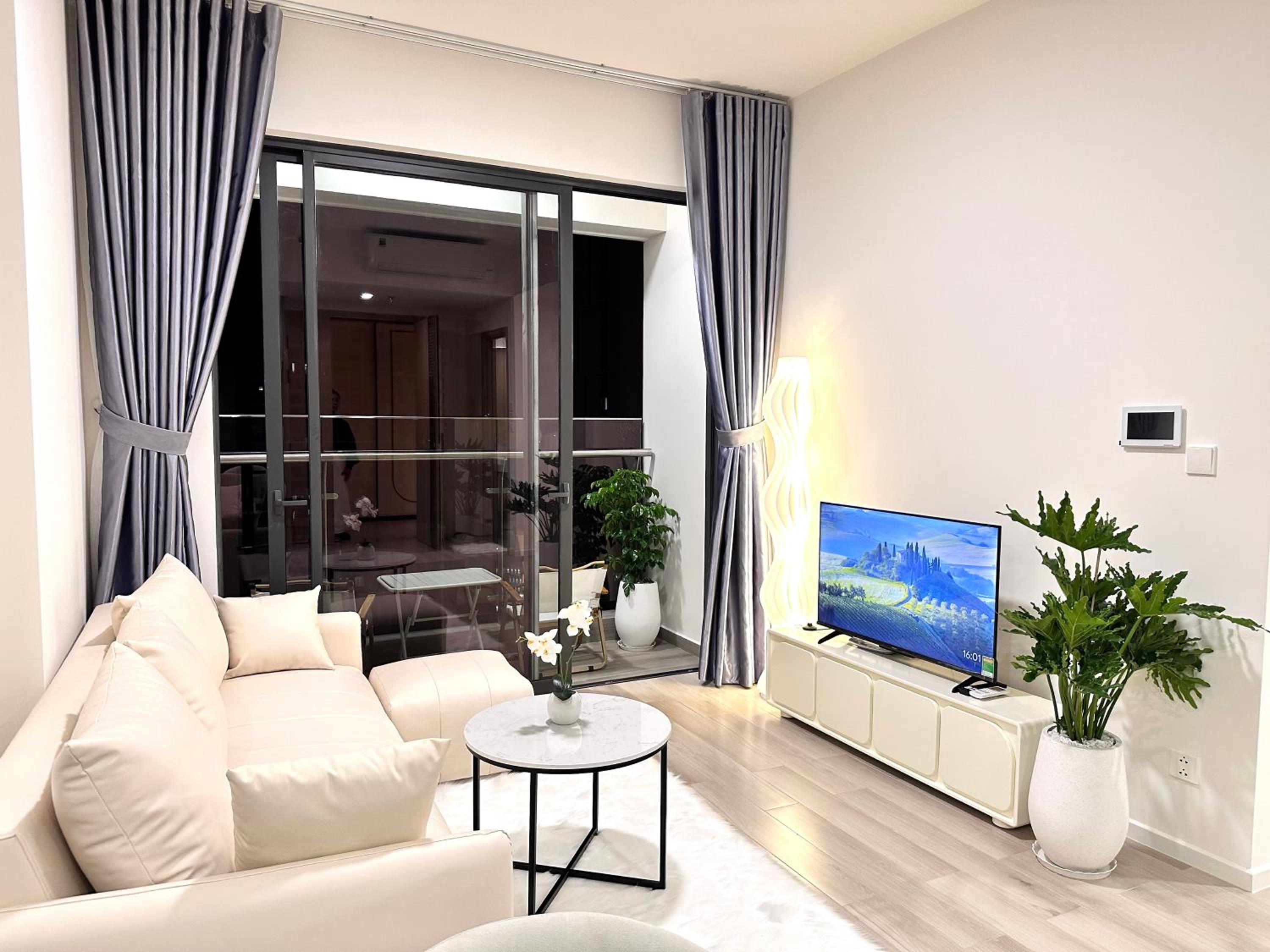 CĂN HỘ 1PN 2 GiƯỜNG MASTERI CENTRE POINT NGAY VINCOME view 2