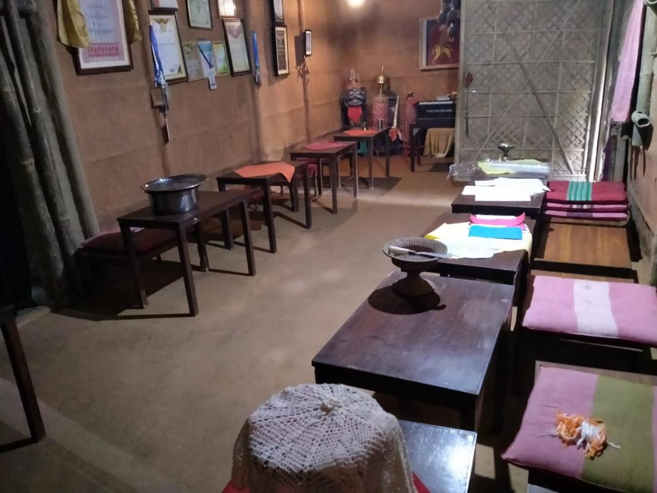 Asomi Kaziranga haat