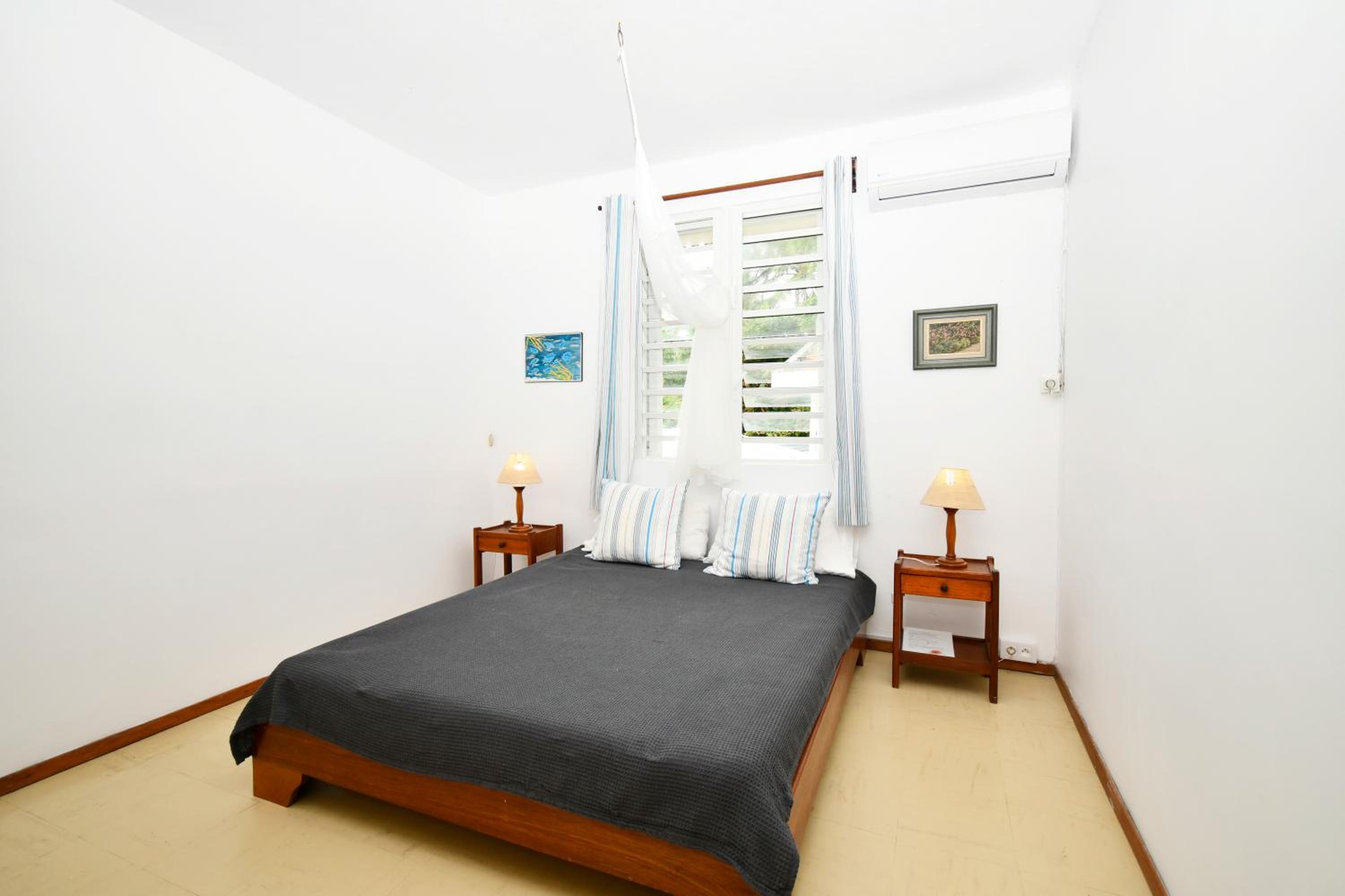 Beachfront house pointe d'esny, photo 35