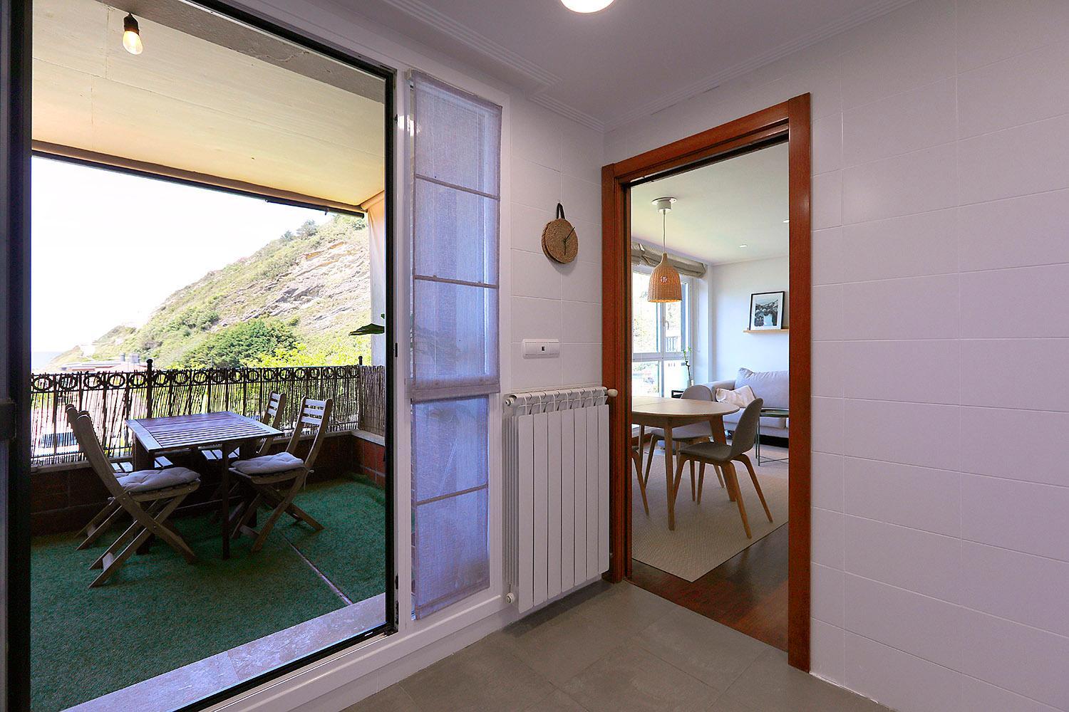 San Sebastian Orio apartment on the beach garage