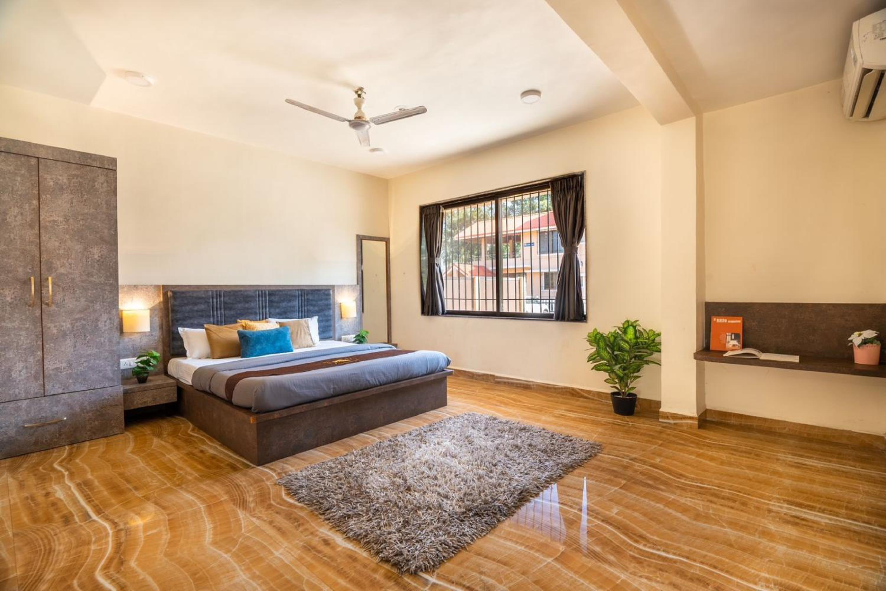Twin Manor 6BHK view 2