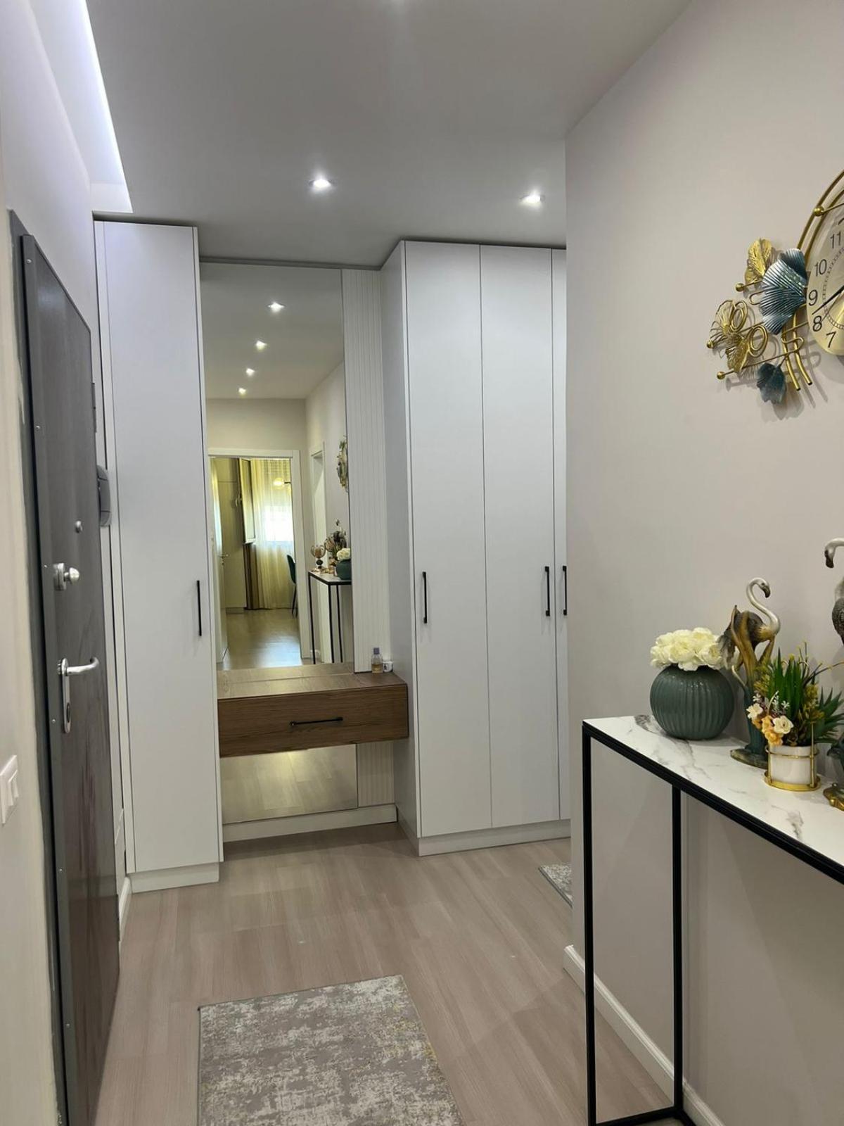 Glenis Apartment Vollga