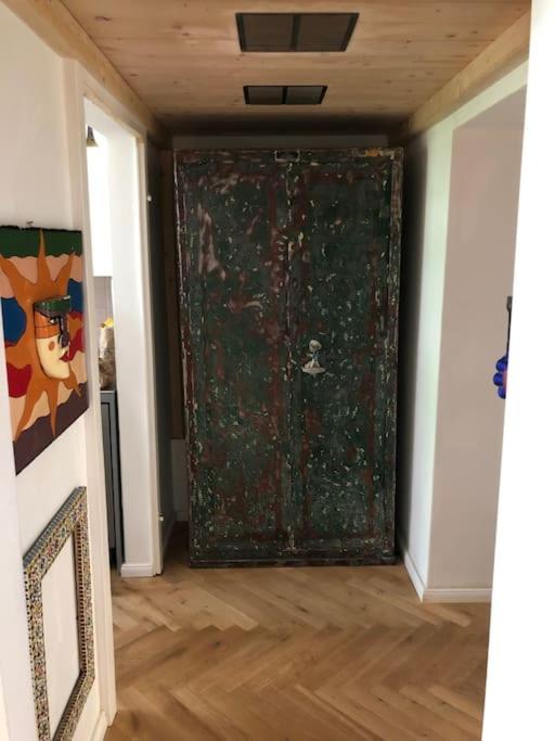 Berliner Altbaubauwohnung in Mitte