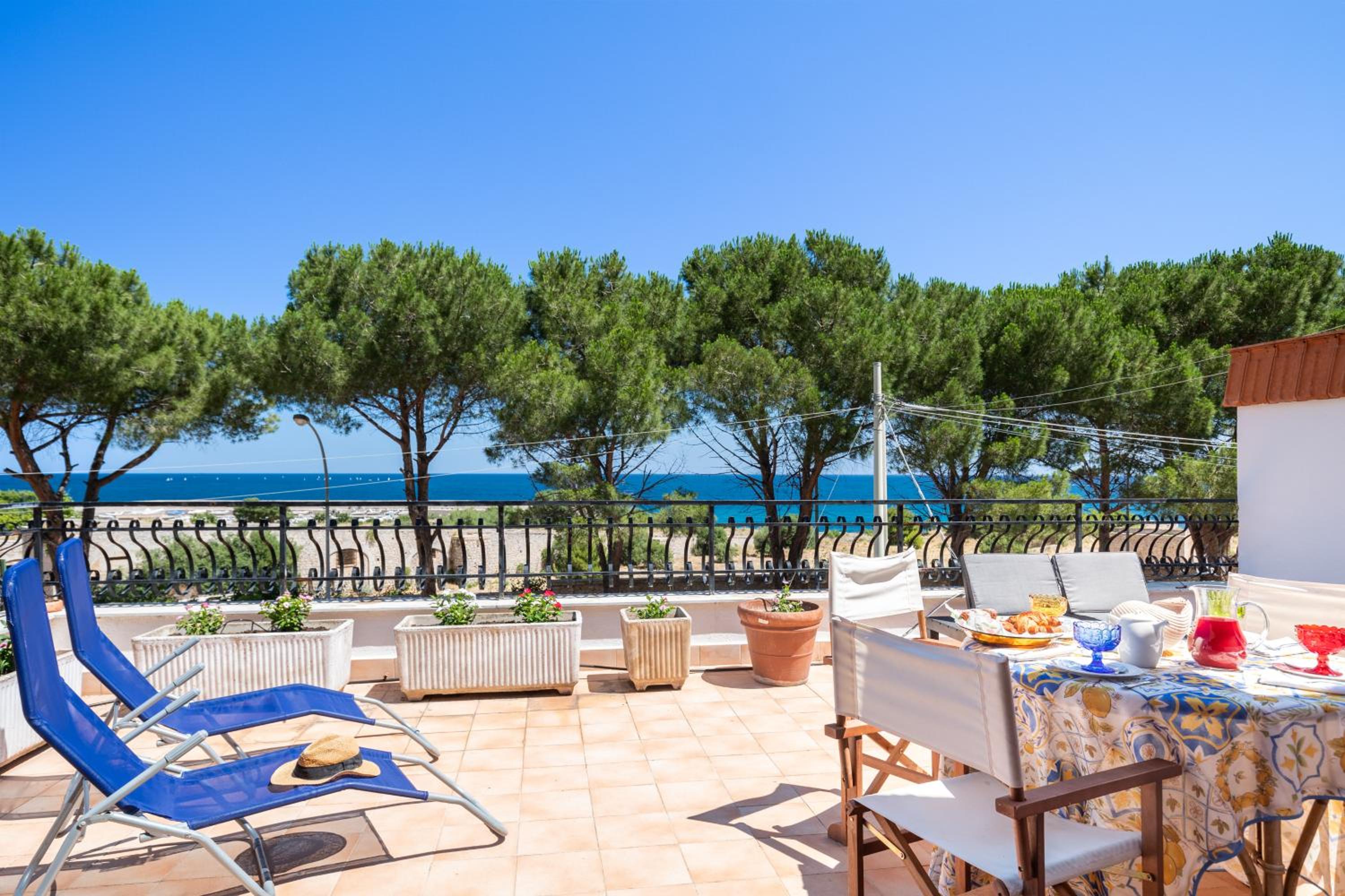 Le Casette all'Addaura by Domus Sicily