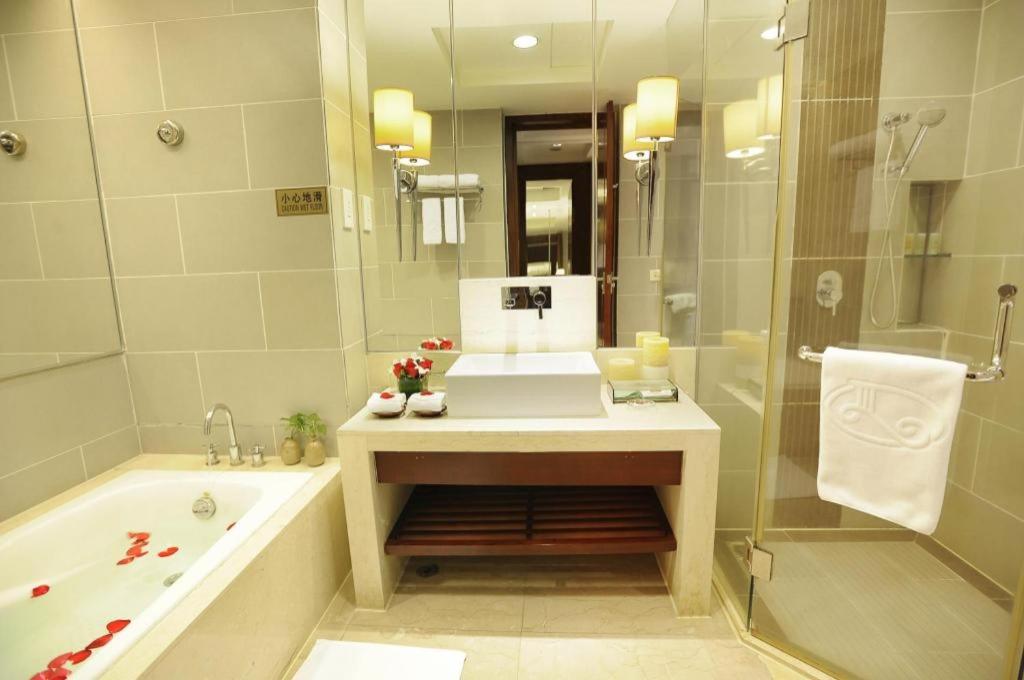 Leisure Hotel