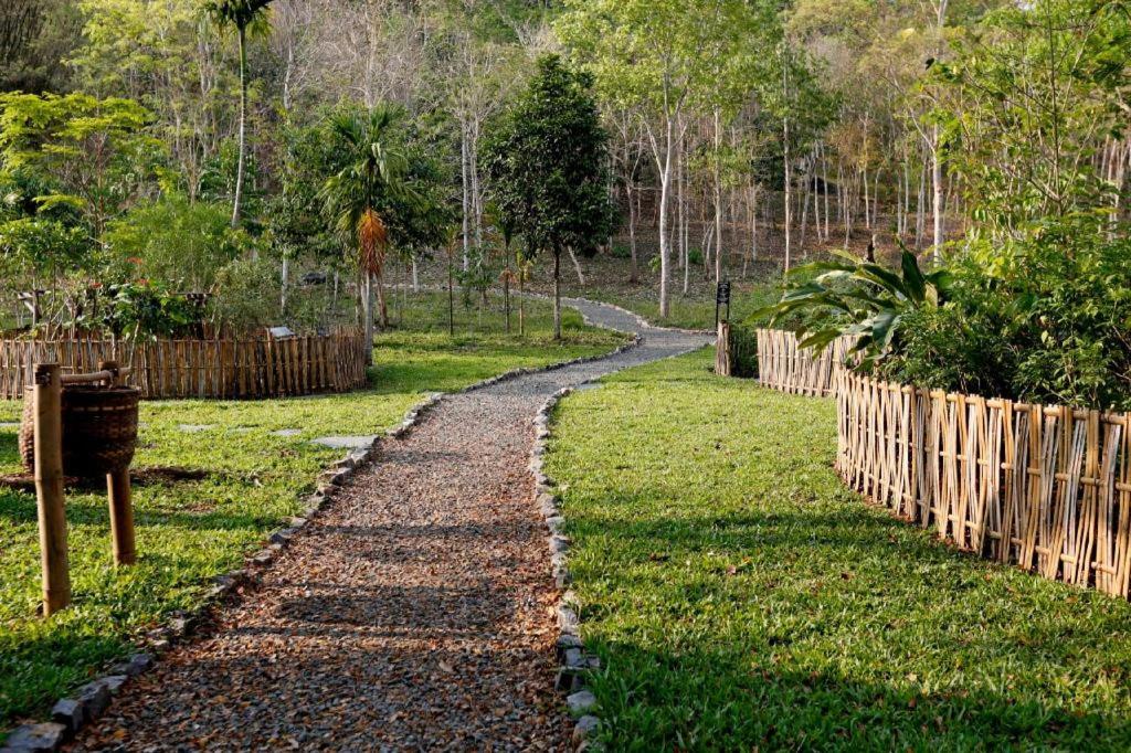 Pangkham Lodge