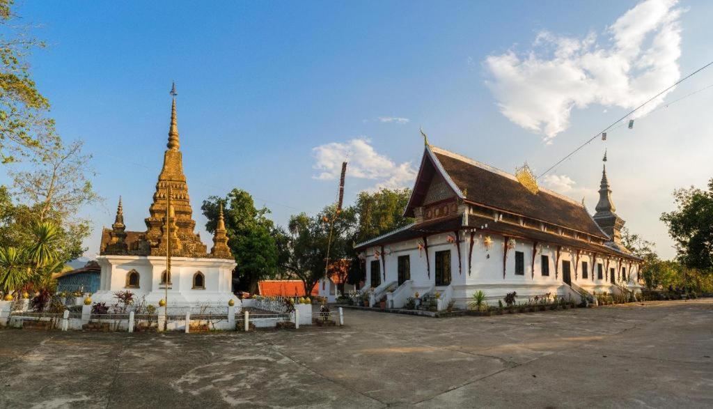 Pangkham Lodge