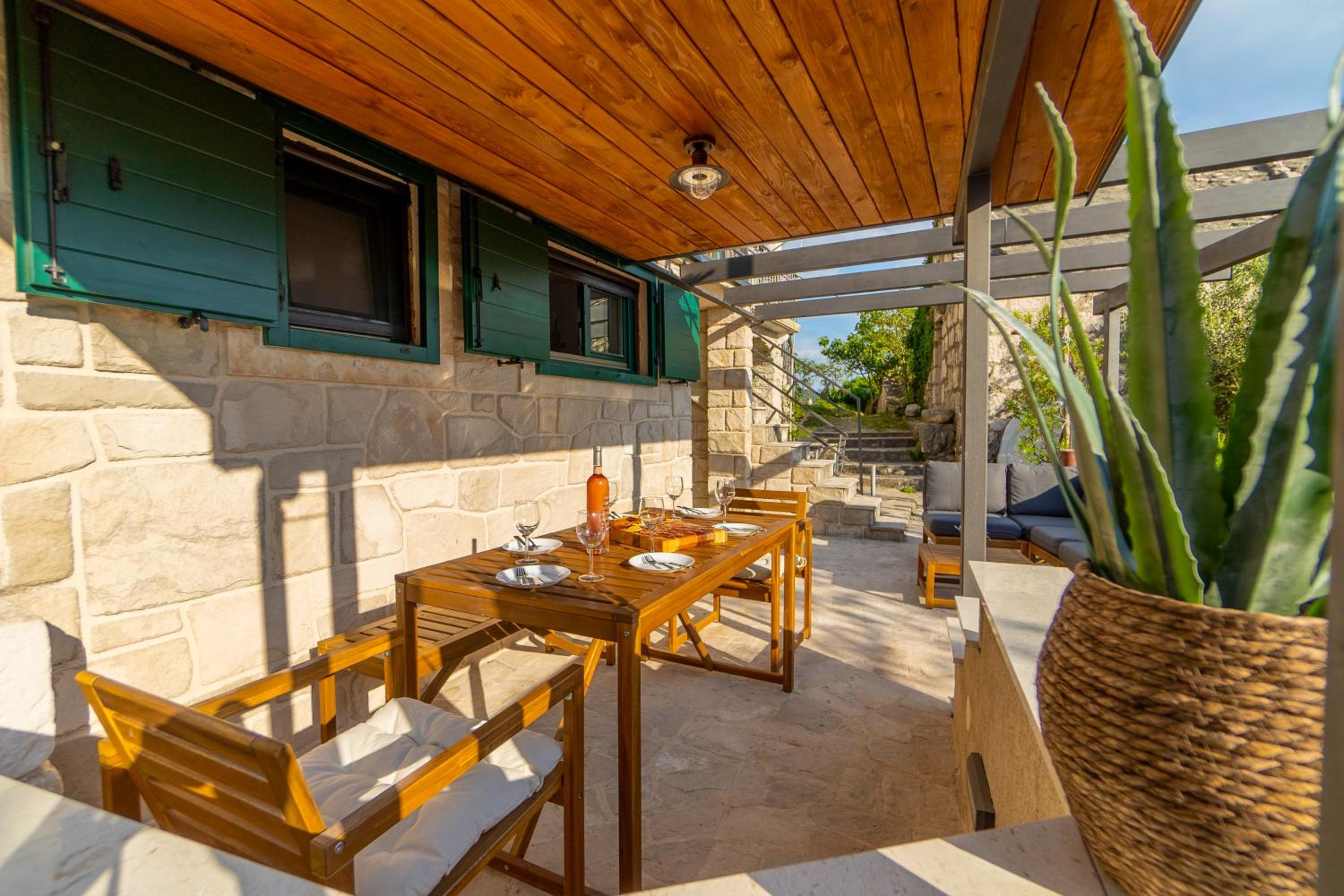 Authentic Villa Adrion view 4