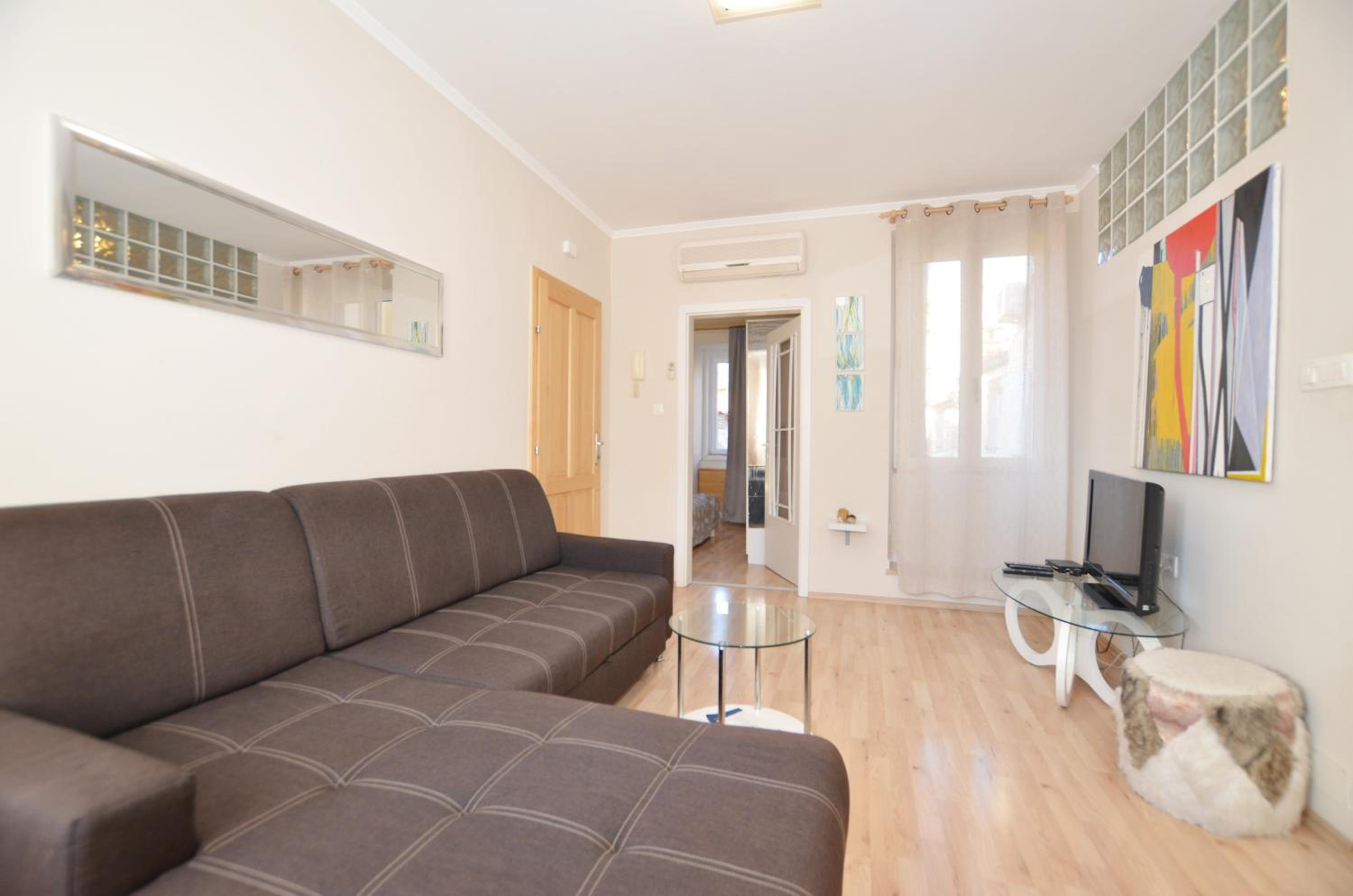 Riviera Apartment