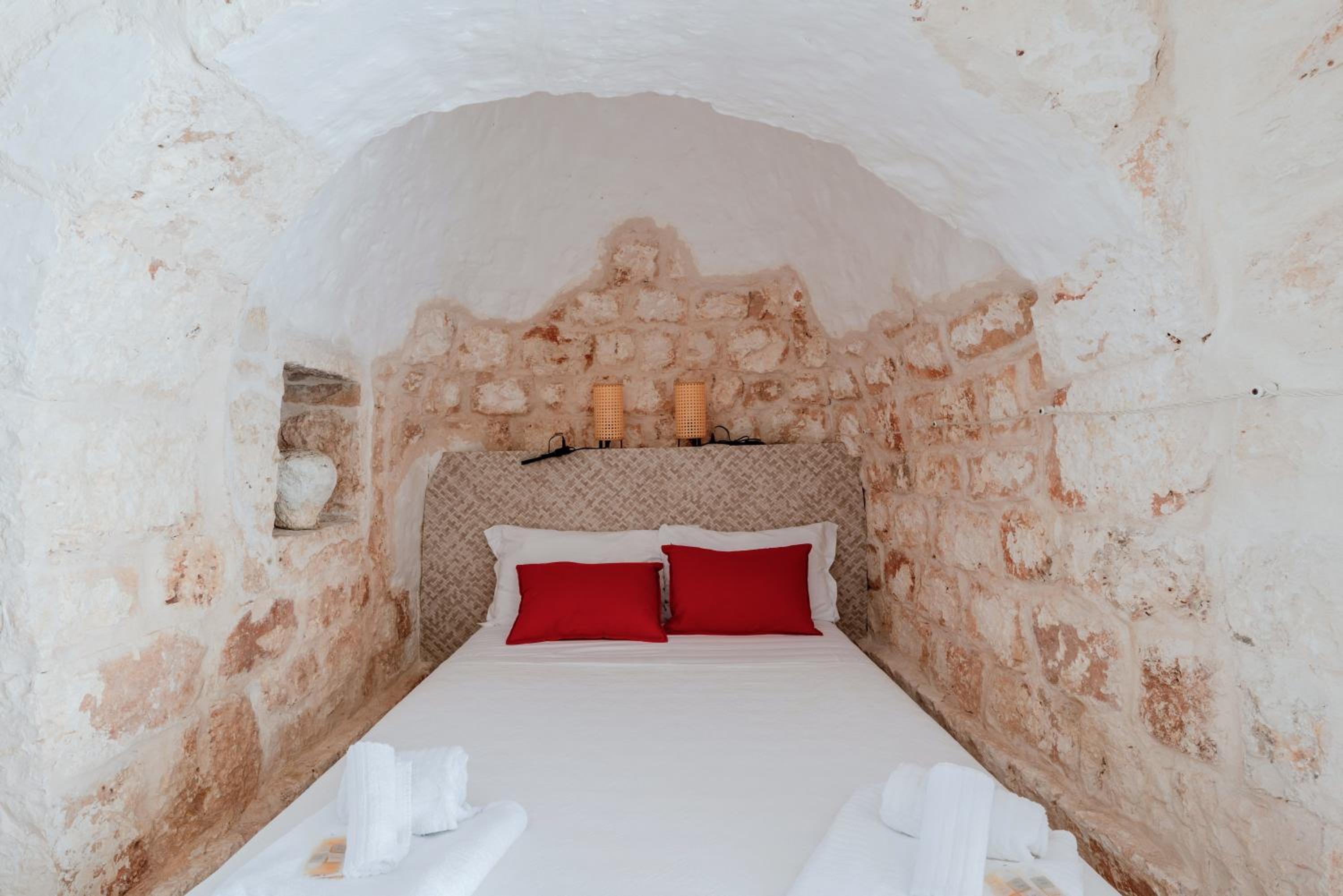 Piccolo Trullo La Certosa by Rentbeat view 5