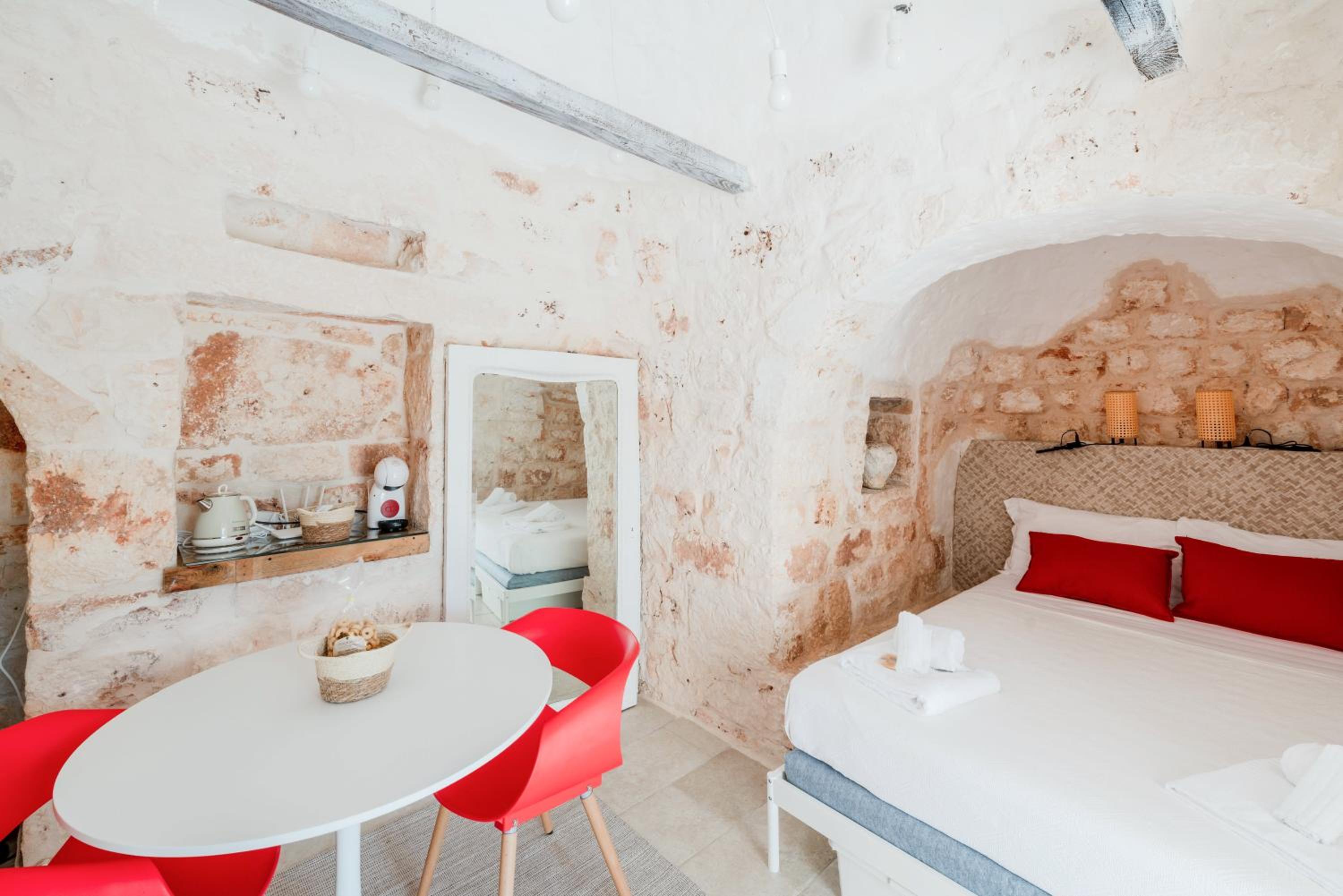 Piccolo Trullo La Certosa by Rentbeat view 4