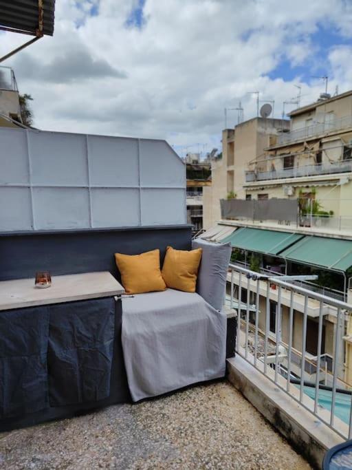 Cozy Penthouse in Athens Center