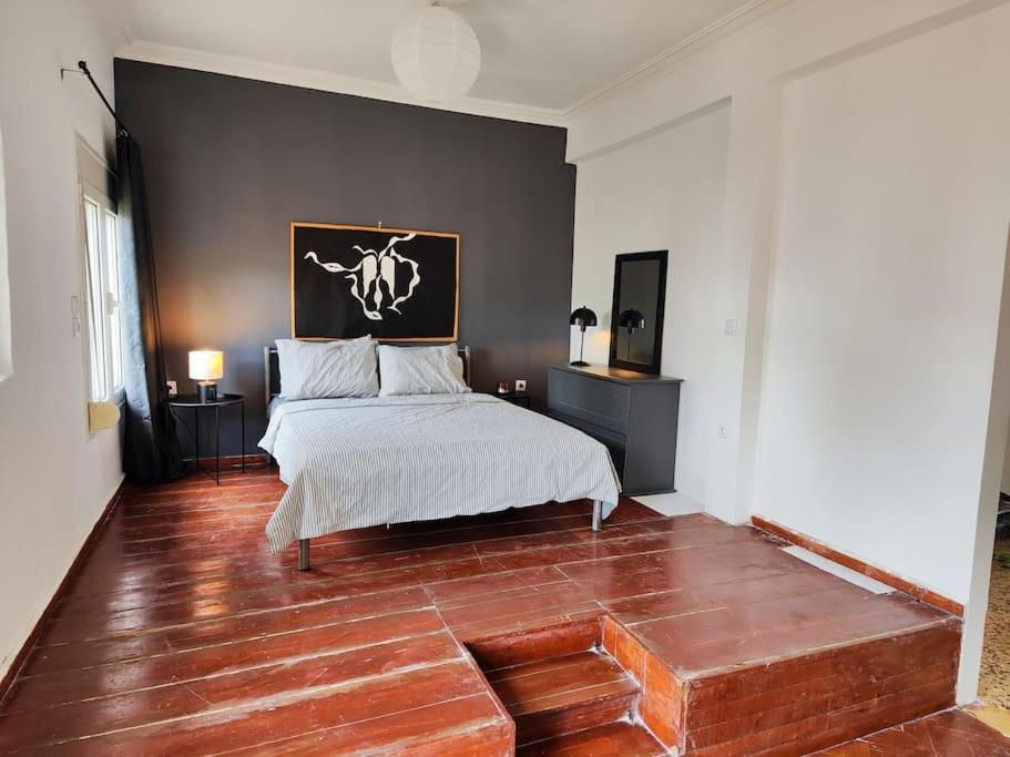 Cozy Penthouse in Athens Center
