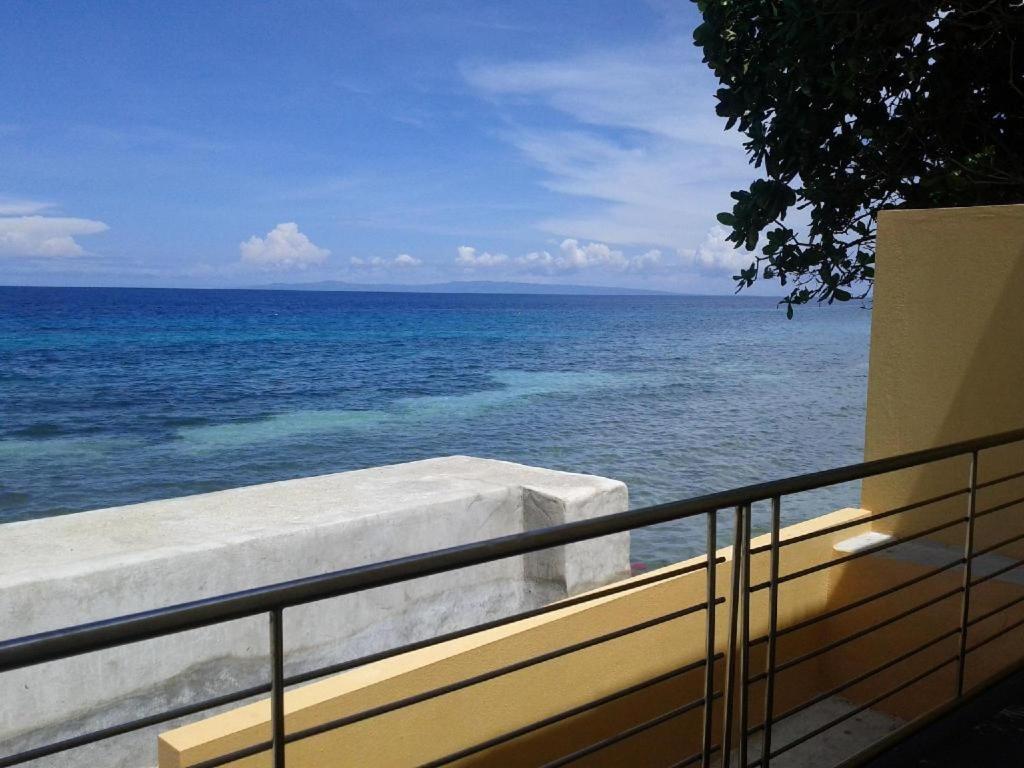 Luzmin BH - Beachfront Cottages view 2