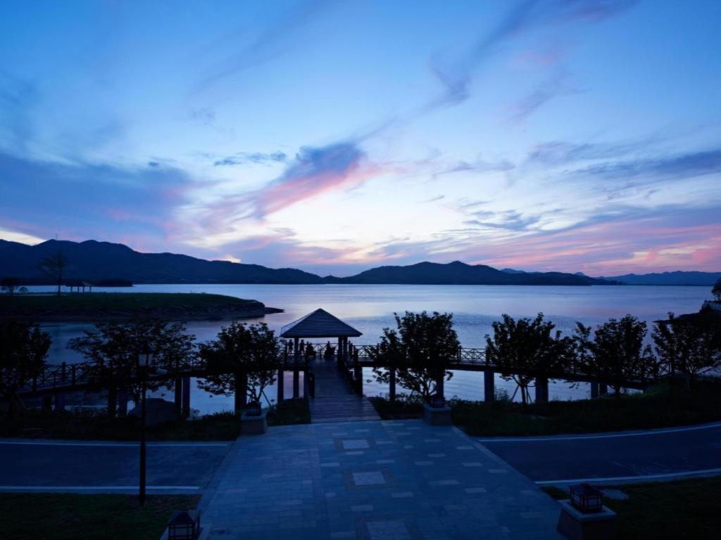 New Century Resort Yuyao Siming Lake