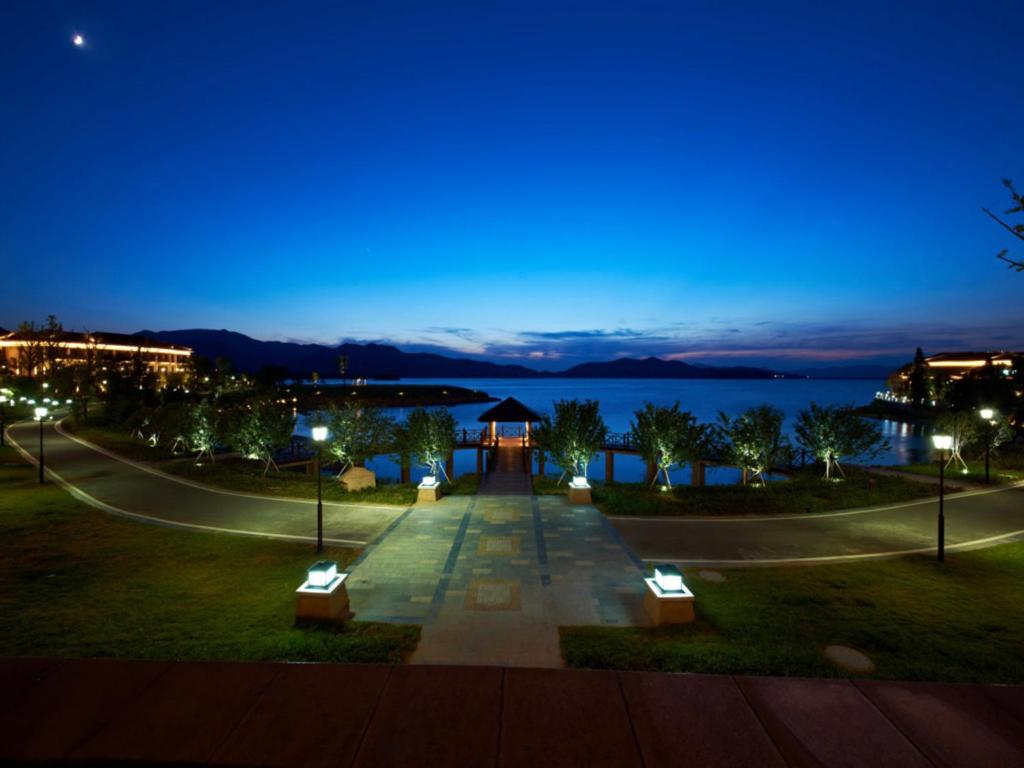 New Century Resort Yuyao Siming Lake
