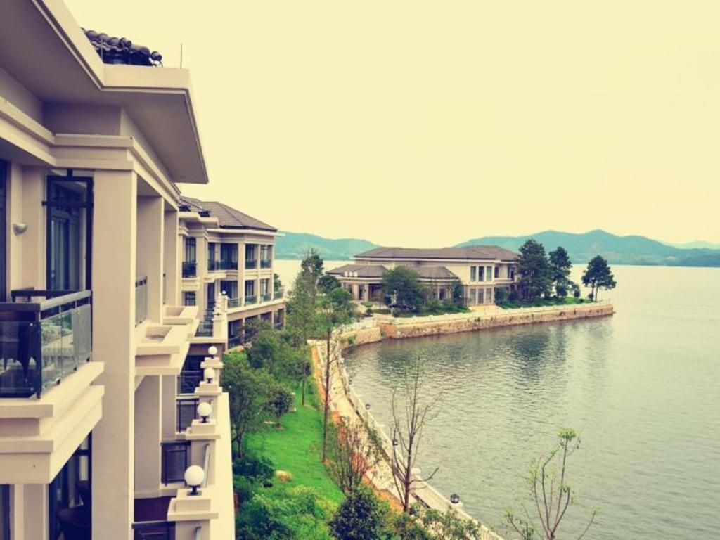 New Century Resort Yuyao Siming Lake