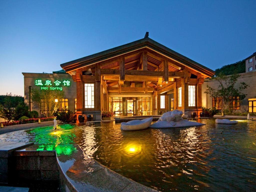 Oriental Spring Resort Dalian
