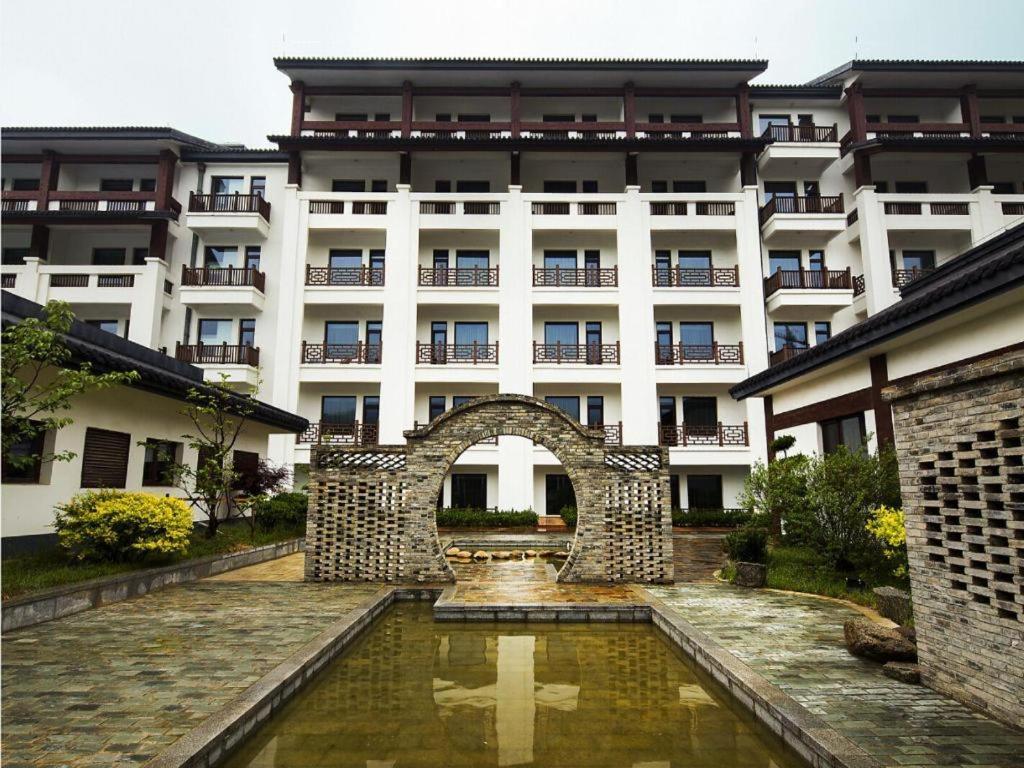 Oriental Spring Resort Dalian
