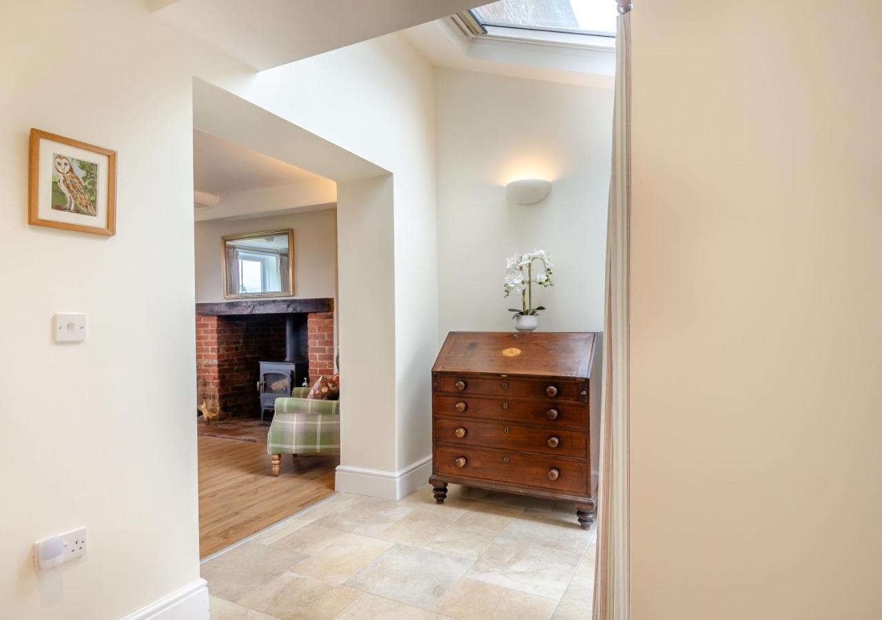 5 Bed in Whissonsett oc-m29114