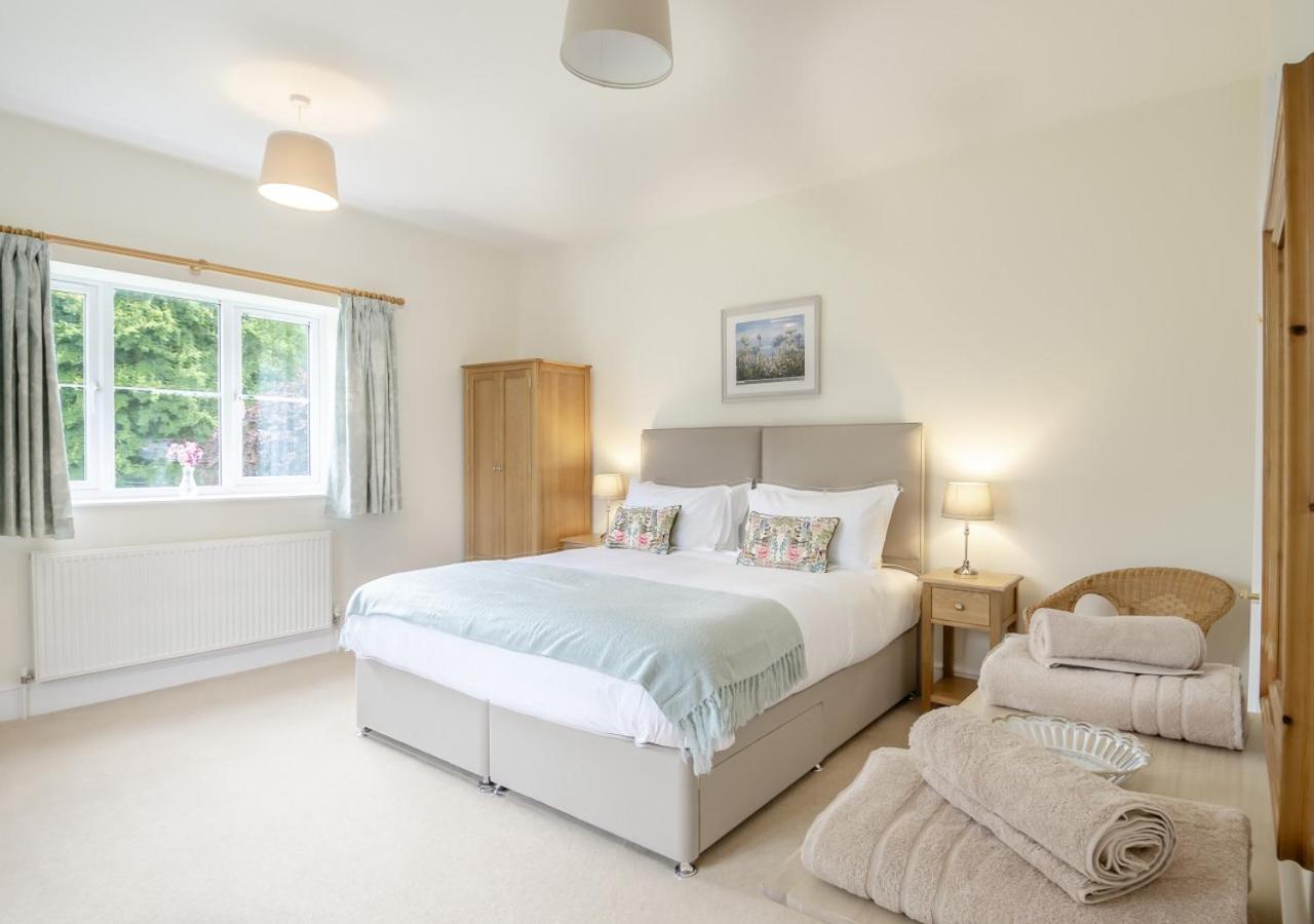 5 Bed in Whissonsett oc-m29114