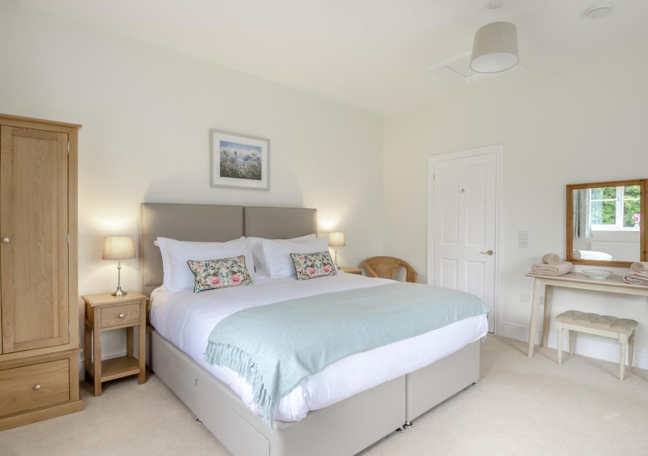 5 Bed in Whissonsett oc-m29114