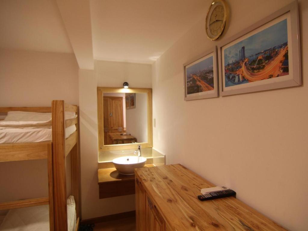 New Saigon Hostel 2