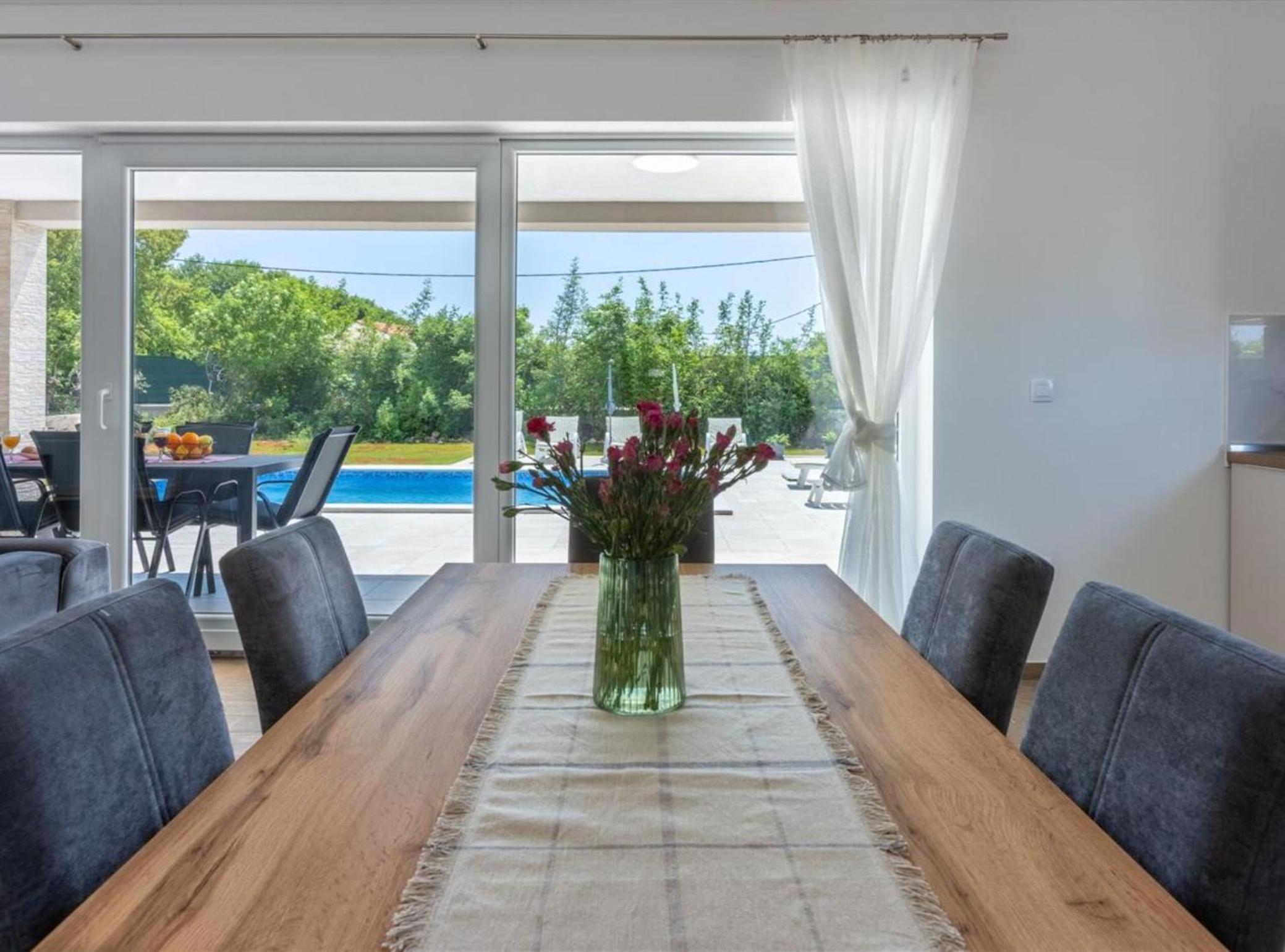 Villa SABINA - Brgod en Raša — dining