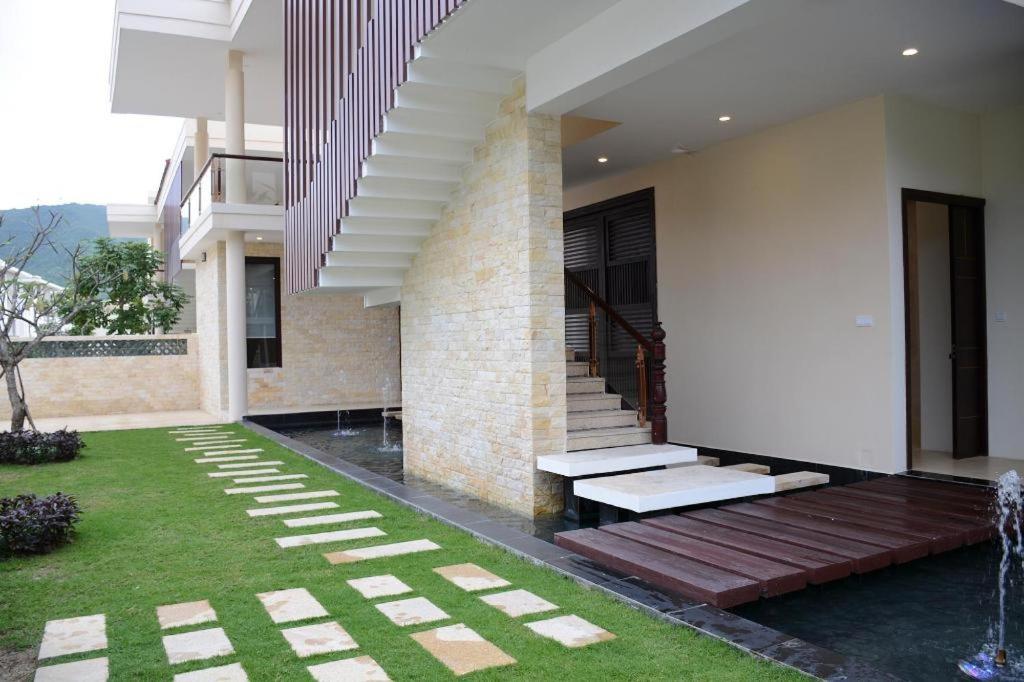 Diamond Bay Golf and Villas