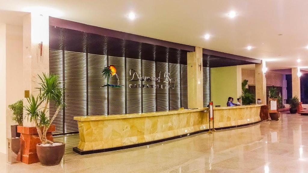 Diamond Bay Golf and Villas