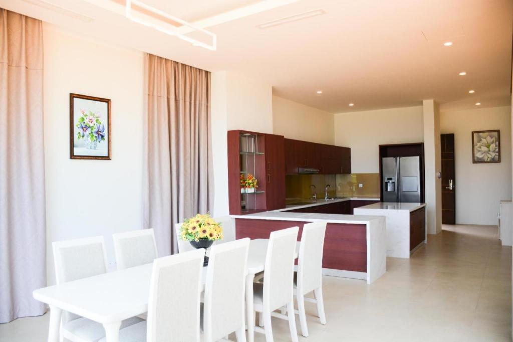 Diamond Bay Golf and Villas