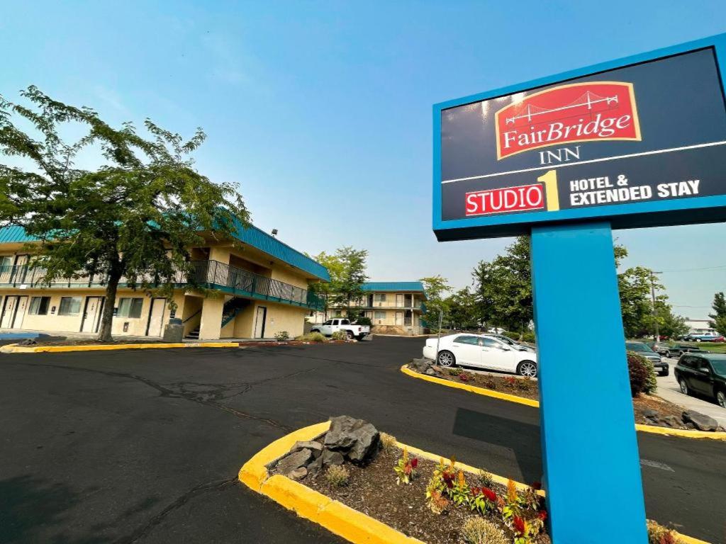 FairBridge Inn Moscow