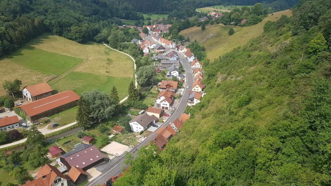 Burgenwelt im wilden Süden