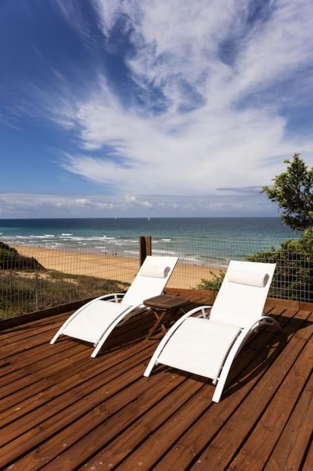 Villa primera línea playa Roche