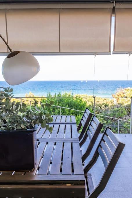 Villa primera línea playa Roche